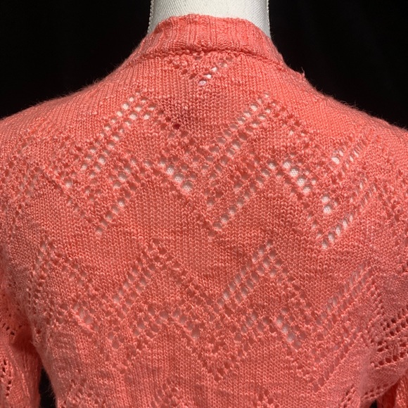 3/$10 🔆 Crop Sweater - Picture 4 of 8